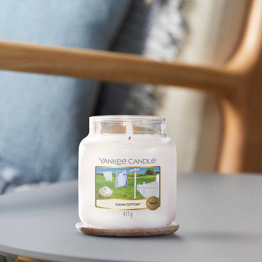 Home Fragrance | Yankee Candle Yankee Candle Clean Cotton Medium Jar Candle