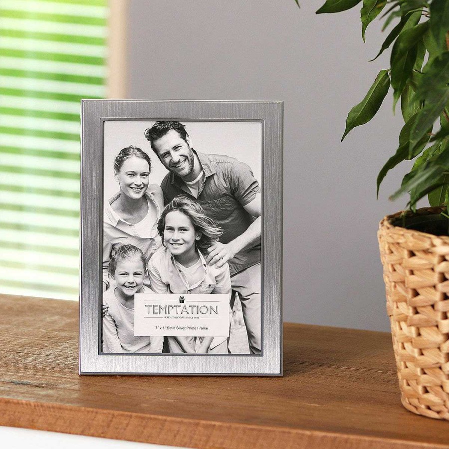 Photo Albums & Frames | Temptation Temptation Silver Edged Photo Frame 5X7